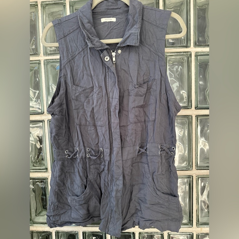 Maurices Women's Sleeveless Gray Vest